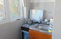 De vanzare 2 camere, 29 mp, etaj intermediar, zona Expo Transilvania