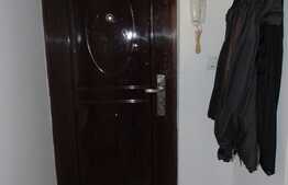 De vanzare 2 camere, 29 mp, etaj intermediar, zona Expo Transilvania