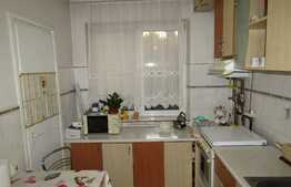 Apartament cu 4 camere , 72,8 mp, etaj intermediar, zona Restaurant Sinaia