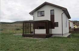 De vanzare casa individuala, 120 mp, teren de 665 mp, front 28, in Chinteni