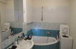 De vanzare apartament 2 camere, 40 mp, zona VIVO!