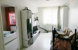 De vanzare apartament 2 camere, 40 mp, zona VIVO!