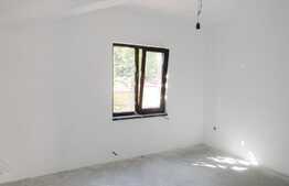 Casa 136,7 mp utili, teren de 263 mp, semifinisata, zona semicentrala