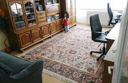 3 camere, 56 mp, balcon inchis, boxa subsol, parcare, zona strazii Plopilor