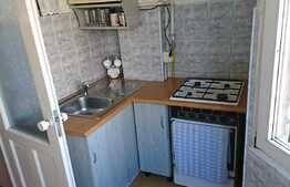 3 camere, 56 mp, balcon inchis, boxa subsol, parcare, zona strazii Plopilor