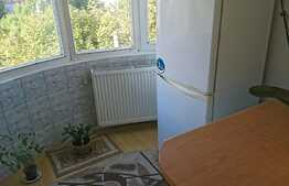 3 camere, 56 mp, balcon inchis, boxa subsol, parcare, zona strazii Plopilor