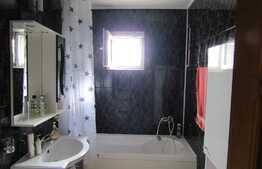 Apartament 2 camere, decomandat, 53 mp, parcare cu CF, zona strazii Eroilor