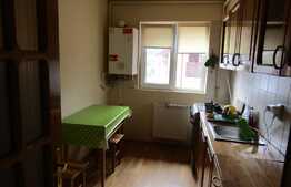Apartament 2 camere, decomandat, 53 mp, parcare cu CF, zona strazii Eroilor