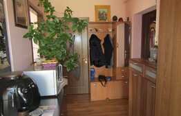 2 camere, decomandat, 56 mp, terasa de 14 mp, parcare cu CF, zona strazii Porii