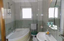 De inchiriat apartament 3 camere, prima inchiriere, 67 mp, garaj, zona Oncos