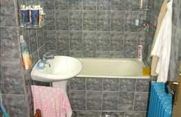 De vanzare apartament 2 camere, 49 mp utili, partial mobilat, zona Cora