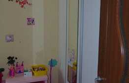 Apartament 2 camere, 41 mp, etaj intermediar, 2 parcari, boxa, zona Panemar