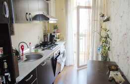 Apartament 2 camere, 41 mp, etaj intermediar, 2 parcari, boxa, zona Panemar