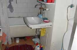 Apartament cu 3 camere, semidecomandat, 58 mp utili, zona strazii Mehedinti