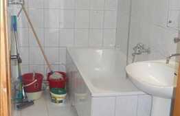 De inchiriat apartament cu 3 camere, 80 mp utili cu loc de parcare