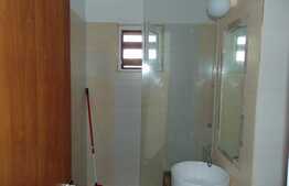 De inchiriat apartament cu 2 camere, 52 mp, parcare, zona FSEGA