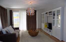 2 camere, 62 mp, decomandat, prima inchiriere, garaj, zona strazii Trifoiului