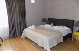 2 camere, 62 mp, decomandat, prima inchiriere, garaj, zona strazii Trifoiului