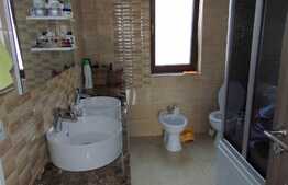 Apartament luminos ce-ti fura privirea. Zona Grand Hotel Italia!