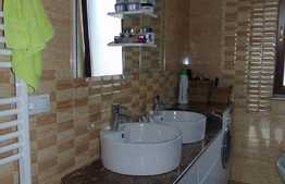 Apartament luminos ce-ti fura privirea. Zona Grand Hotel Italia!