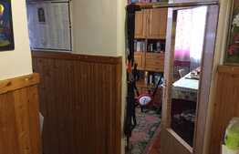 Garsoniera 32 mp, decomandata, etaj intermediar, nisa de dormit! Zona Auchan