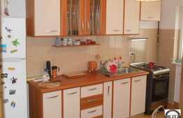 2 cam 80 mp in zona Interservisan, Gheorgheni!