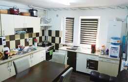 De vanzare apartament 2 camere, 47 mp, parcare, boxa, zona Denver