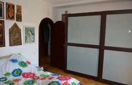 Penthouse 5 camere, 181 mp, terasa 18 mp, 2 locuri parcare, zona Piata Engels