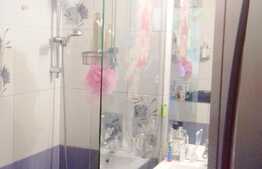 Apartament 3 camere, 59 mp, garaj, zona strazii Alexandru Vlahuta