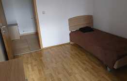 Vanzare apartament 3 camere, 69 mp, parcare, terasa de 10 mp, zona Petrom