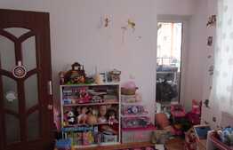 Vanzare 3 camere, 62 mp, la cheie! Parcare cu CF! Zona strazii Eroilor!