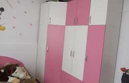 Vanzare 3 camere, 62 mp, la cheie! Parcare cu CF! Zona strazii Eroilor!