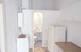 Garsoniera 24,5 mp, decomandata, boxa subsol, parcare, zona Platinia