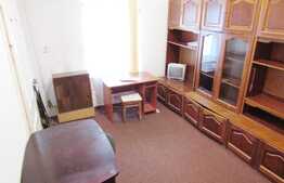 Garsoniera 24,5 mp, decomandata, boxa subsol, parcare, zona Platinia