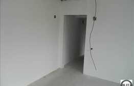 De vanzare apartament 2 camere, semidecomandat, la mansarda, 46 mp utili