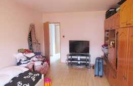 2 camere, 52 mp, decomandat, etaj intermediar, parcare, zona Restaurant Regal