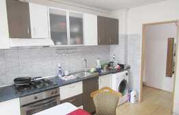 2 camere, 52 mp, decomandat, etaj intermediar, parcare, zona Restaurant Regal