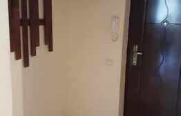 Garsoniera de vanzare, 35 mp, balcon, etaj intermediar, zona strazii Porii