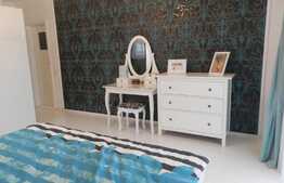 3 camere, decomandat, 80 mp, prima inchiriere, 2 parcari, zona strazii Sub Cetate