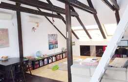 Mansarda spatioasa si luminoasa cu 70 mp utili!