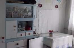 Apartament 2 camere, 55 mp, decomandat, boxa, zona strazii Plopilor