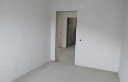 Apartament 3 camere, 65 mp, loc de parcare, zona strazii Eroilor! Semifinisat!