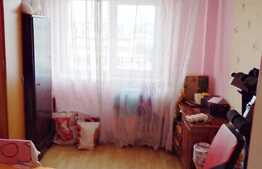 Apartament 3 camere, 65 mp, decomandat, boxa, zona strazii Aurel Vlaicu