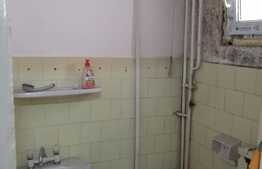 Apartament 3 camere, 65 mp, decomandat, boxa, zona strazii Aurel Vlaicu