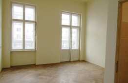 Garsoniera renovata, 32 mp utili in zona Piata Mihai Viteazul!