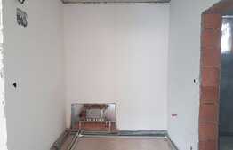 3 camere, 98 mp, semifinisat, gradina 180 mp, parcare, zona strazii Campului