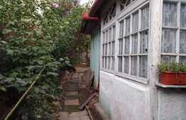 Casa individuala demolabila, teren de 240 mp, zona linistita