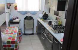 Apartament 3 camere, 55 mp, boxa, parcare, zona strazii Bucium