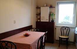 Apartament 3 camere, 63 mp, decomandat, boxa la subsol, zona strazii Izlazului