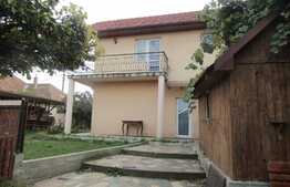 Casa individuala 250 mp utili, teren de 1507 mp, zona accesibila